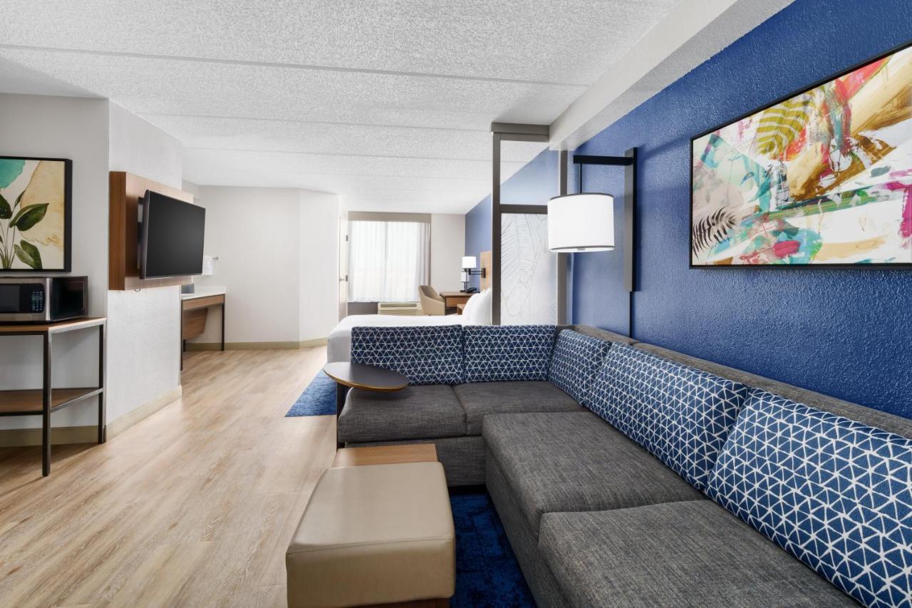 Hyatt Place Across From Universal Orlando Resort Екстер'єр фото